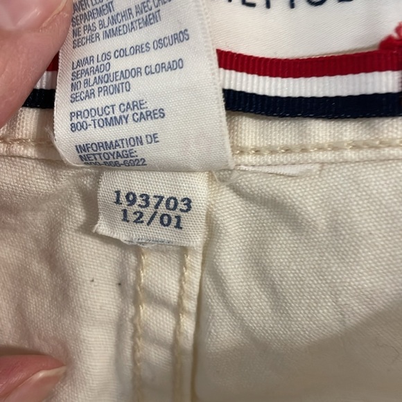 Y2K Tommy Hilfiger Carpenter Shorts, cream, 10 - Picture 6 of 6